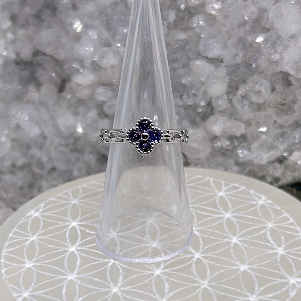 Silver Plated Chain Link Clover Zircon Ring
